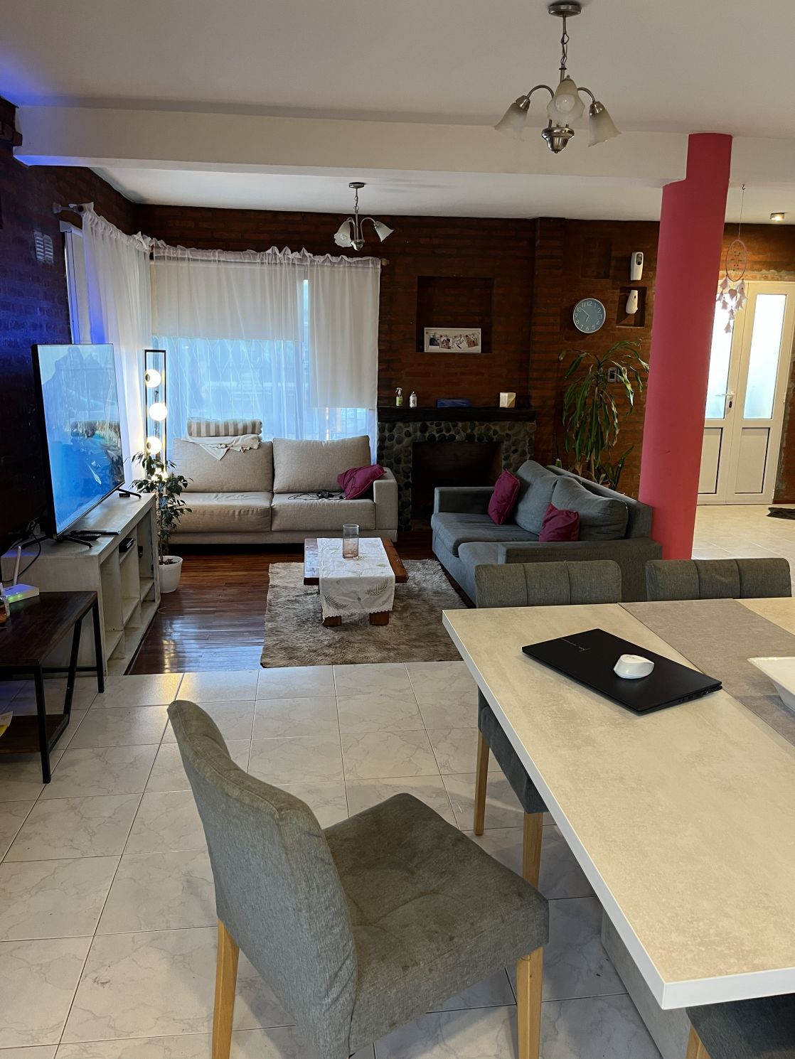 Casa 3 dormitorios con quincho. 5