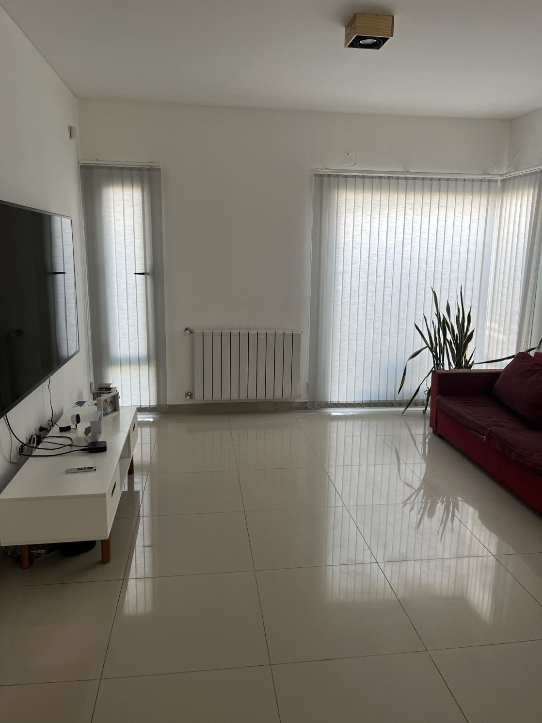 Casa 3 dorm en esquina 1