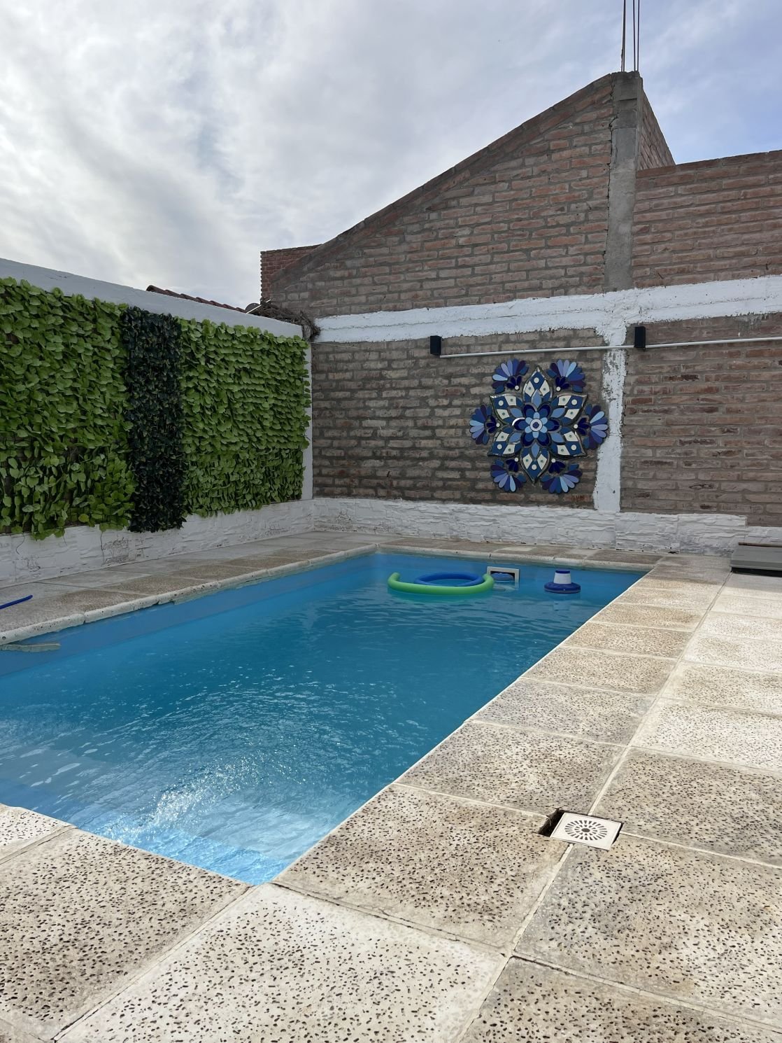 Casa de 3 dormitorios con piscina 11