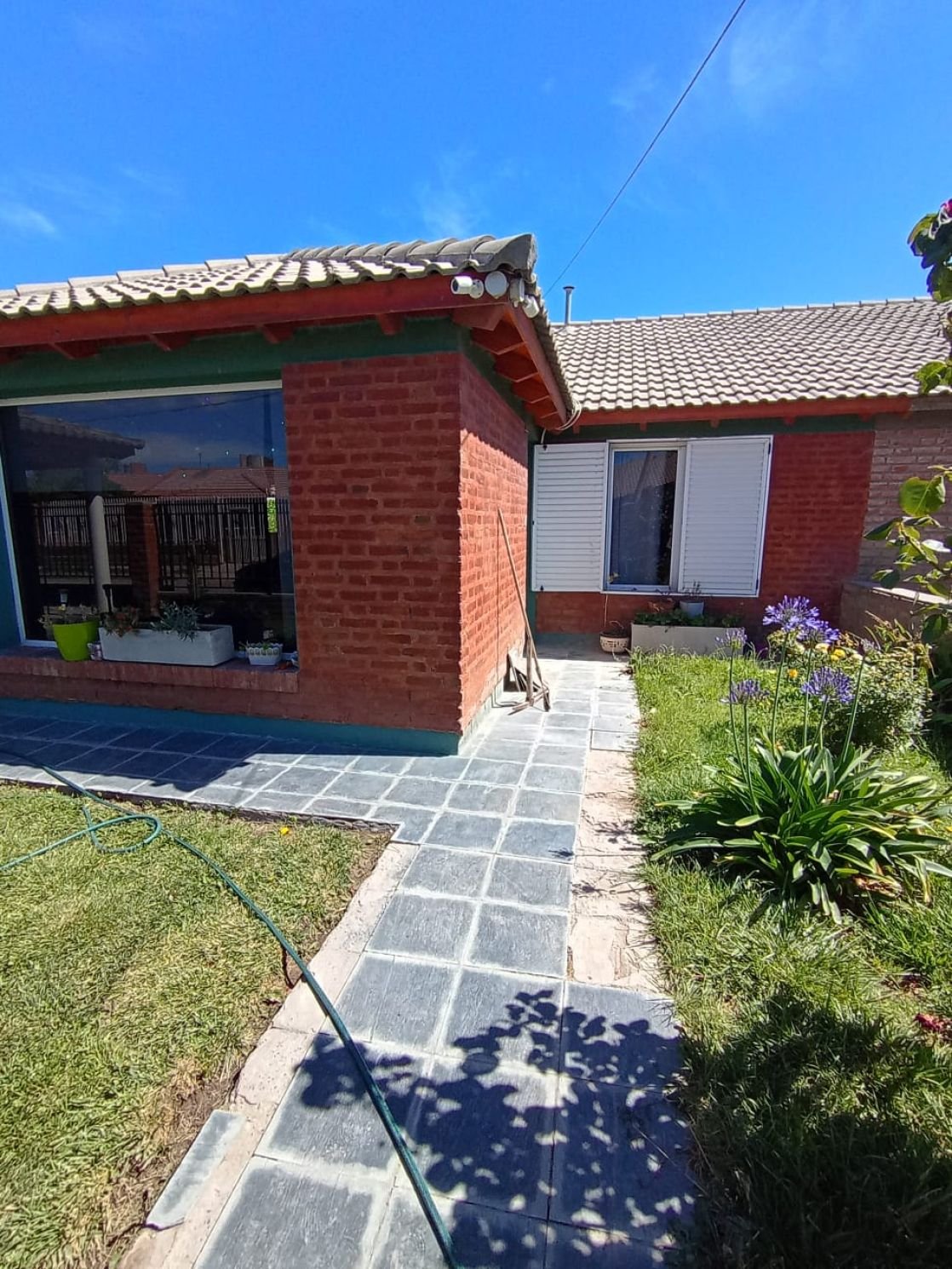 Casa de 3 dormitorios con piscina
