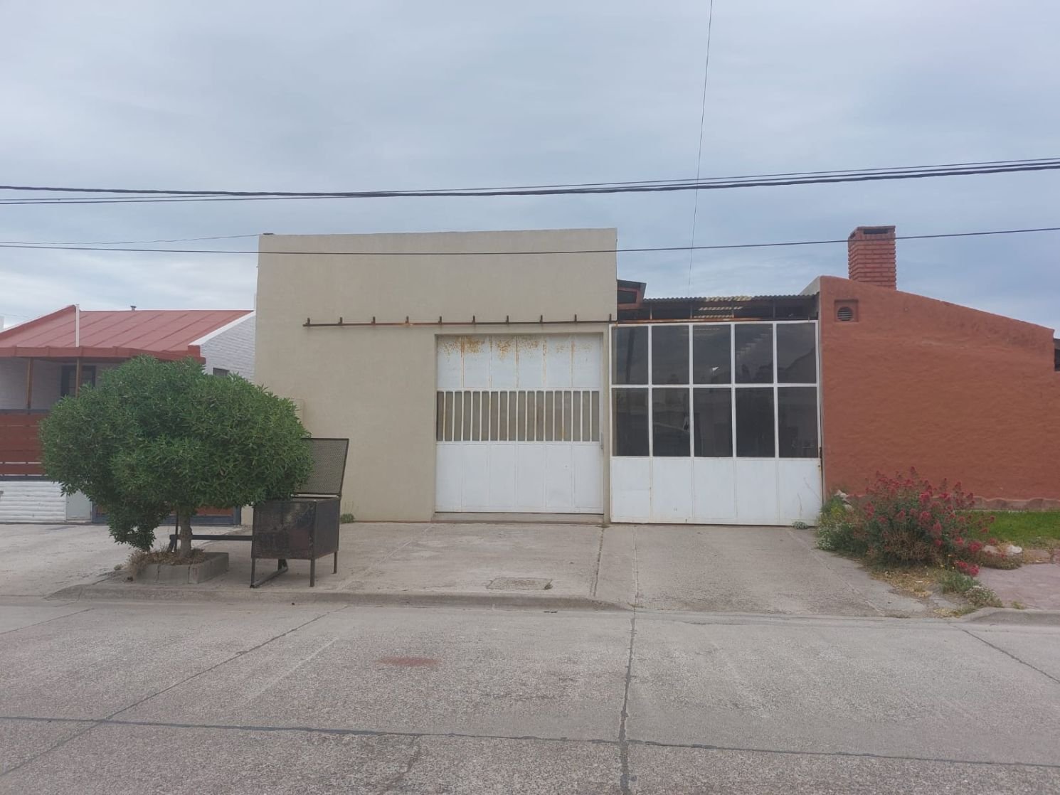 Casa con Galpón en Playa Unión